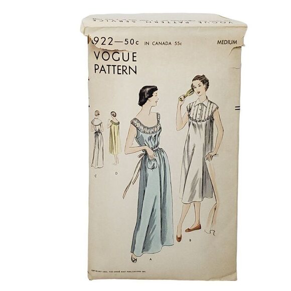 Vintage 50s Vogue Nightgown Pattern 6922 M Uncut - Picture 1 of 2